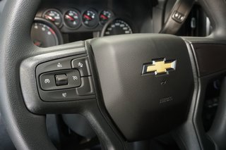 2024 Chevrolet Silverado 1500 in Montreal, Quebec - 10 - w320h240px