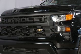 2024 Chevrolet Silverado 1500 in Montreal, Quebec - 5 - w320h240px