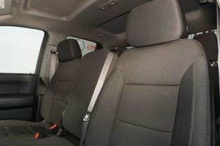 2024 Chevrolet Silverado 1500 in Montreal, Quebec - 14 - w320h240px