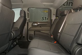 Chevrolet SILVERADO 2500 HD  2024 à Montréal, Québec - 20 - w320h240px