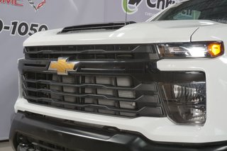 2024 Chevrolet SILVERADO 3500CC in Montreal, Quebec - 7 - w320h240px