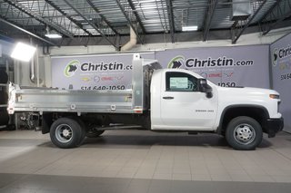 Chevrolet SILVERADO 3500CC  2024 à Montréal, Québec - 28 - w320h240px