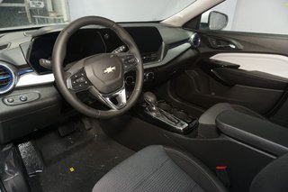 Chevrolet Trax  2025 à Montréal, Québec - 8 - w320h240px