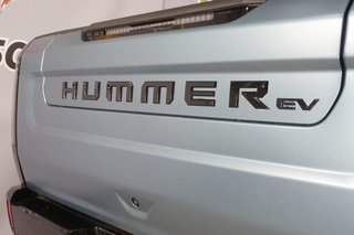 2024 GMC HUMMER EV Pickup in Montreal, Quebec - 38 - w320h240px