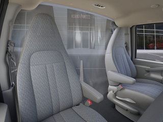 2025 GMC Savana Commercial Cutaway in Montreal, Quebec - 6 - w320h240px