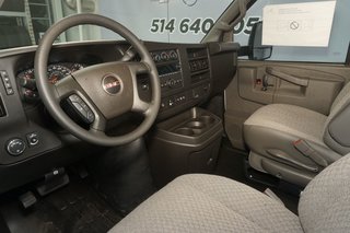 2024 GMC Savana Cutaway 3500 in Montreal, Quebec - 6 - w320h240px