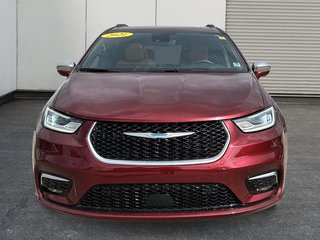 2021 Chrysler Pacifica Hybrid Pinnacle | PHEV | Leather | Nav | Warranty to 2031 in Saint John, New Brunswick - 3 - w320h240px