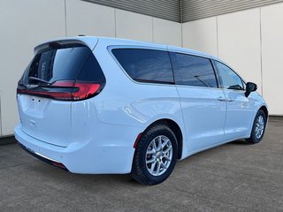 2023 Chrysler Pacifica Touring L | Leather | Cam | USB | Warranty to 2028 in Saint John, New Brunswick - 5 - w320h240px