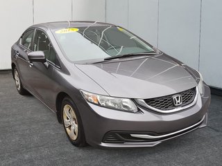 2015 Honda Civic Sedan LX | Cam | USB | HtdSeats | Bluetooth | Keyless