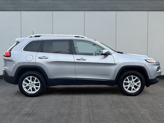 2017 Jeep Cherokee in Antigonish, Nova Scotia - 4 - w320h240px