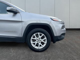 2017 Jeep Cherokee in Antigonish, Nova Scotia - 2 - w320h240px