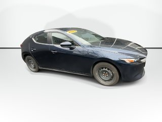 2022  Mazda3 Sport GS | Cam | USB | HtdSeats | Bluetooth | Keyless