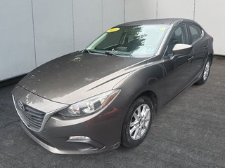 2014  Mazda3 GS| Cam | USB | HtdSeats | Bluetooth | Keyless |