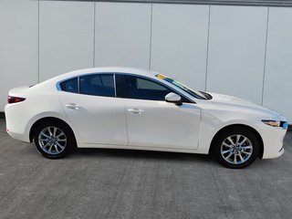 Mazda 3 GX |  Cam | USB | HtdSeats | Bluetooth | Keyless 2023 à Saint John, Nouveau-Brunswick - 6 - w320h240px