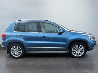 2017  Tiguan Comfortline | Leather | Cam | USB | HtdSeats in Saint John, New Brunswick - 4 - w320h240px