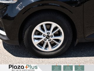 2022 Kia Carnival LX