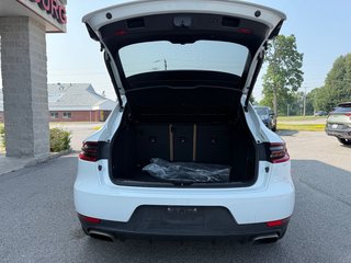 2018 Porsche Macan BASE