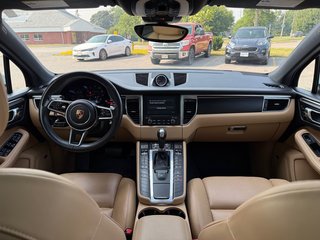 2018 Porsche Macan BASE
