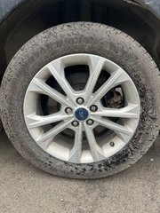 Ford Escape SE, JAMAIS ACCIDENTÉ, AWD, 8 PNEUS 2019 à Mirabel, Québec - 5 - w320h240px