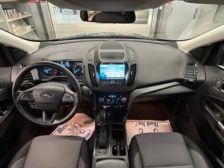 2019 Ford Escape SE, JAMAIS ACCIDENTÉ, AWD, 8 PNEUS in Mirabel, Quebec - 3 - w320h240px