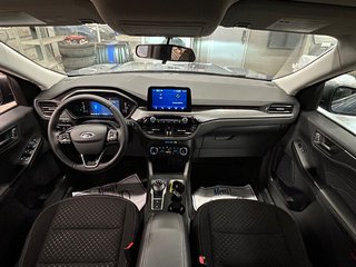 2024 Ford Escape Active, JAMAIS ACCIDENTÉ, 8 PNEUS, AWD in Mirabel, Quebec - 4 - w320h240px