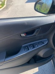 Hyundai Kona Essential, JAMAIS ACCIDENTÉ, AWD, MAGS 2022 à Mirabel, Québec - 6 - w320h240px
