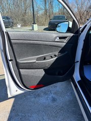 Hyundai Tucson Essential, JAMAIS ACCIDENTÉ, AWD, AUTOMATIQUE 2019 à Mirabel, Québec - 6 - w320h240px