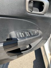 Hyundai Venue Trend, JAMAIS ACCIDENTÉ, 8 PNEUS, TOIT OUVRANT 2022 à Mirabel, Québec - 6 - w320h240px