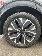 2023 Kia EV6 Long Range, 441 KM AUTONOMIE, 8 PNEUS in Mirabel, Quebec - 5 - w320h240px