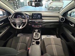 Kia Forte EX Premium, JAMAIS ACCIDENTÉ, TOIT 2023 à Mirabel, Québec - 4 - w320h240px