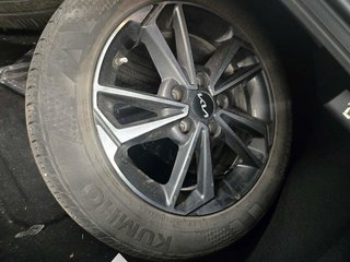 Kia Forte EX, MAGS, SIÈGES ET VOLANT CHAUFFANTS 2023 à Mirabel, Québec - 3 - w320h240px