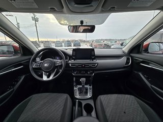 Kia Seltos LX, JAMAIS ACCIDENTÉ, AWD, MAGS, SIÈGES CHAUFFANTS 2021 à Mirabel, Québec - 4 - w320h240px