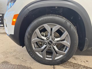 Kia Seltos LX, SIÈGES CHAUFFANTS, MAGS, APPLE CARPLAY 2024 à Mirabel, Québec - 5 - w320h240px