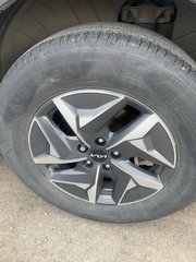 2022 Kia Sorento Hybrid LX, JAMAIS ACCIDENTÉ, 6 PASSAGERS, AWD, MAGS in Mirabel, Quebec - 5 - w320h240px