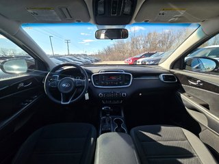 2017 Kia Sorento LX, JAMAIS ACCIDENTÉ, SIÈGES CHAUFFANTS, MAGS in Mirabel, Quebec - 3 - w320h240px