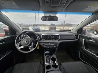 Kia Sportage LX, JAMAIS ACCIDENTÉ, AWD, PNEUS D'HIVERS 2021 à Mirabel, Québec - 4 - w320h240px