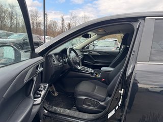 Mazda CX-9 GS, JAMAIS ACCIDENTÉ, 8 PNEUS, 7 PASSAGERS, AWD 2017 à Mirabel, Québec - 5 - w320h240px