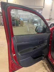2020 Mitsubishi RVR ES, JAMAIS ACCIDENTÉ, AWD, SIÈGES CHAUFFANTS in Mirabel, Quebec - 6 - w320h240px
