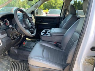 2018 Ram 1500 TRADESMAN, 8 PNEUS, AUCUN ACCIDENT, 4X4, HITCH in Mirabel, Quebec - 5 - w320h240px
