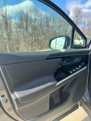 Toyota bZ4X XLE Tech, JAMAIS ACCIDENTÉ, CUIR, TOIT, AWD 2025 à Mirabel, Québec - 6 - w320h240px