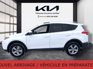 Toyota RAV4 XLE, JAMAIS ACCIDENTÉ, TOIT, AWD, PNEUS D'HIVER 2015 à Mirabel, Québec - 3 - w320h240px