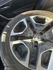 Toyota RAV4 Trail, 8 PNEUS, AWD, TOIT OUVRANT, CUIR, MAGS 2019 à Mirabel, Québec - 4 - w320h240px