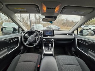 Toyota RAV4 Hybrid LE, JAMAIS ACCIDENTÉ, HITCH, AWD 2019 à Mirabel, Québec - 4 - w320h240px
