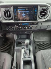 Toyota Tacoma TRD Off Road, JAMAIS ACCIDENTÉ, V6, HITCH 2018 à Mirabel, Québec - 4 - w320h240px