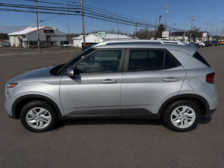 2024 Hyundai Venue Preferred | Cam | USB | HtdSeat | Warranty to 2029 in Hebbville, Nova Scotia - 6 - w320h240px