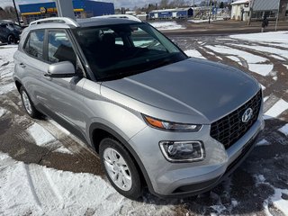 Hyundai Venue Preferred 2024 à Amherst, Nouvelle-Écosse - 2 - w320h240px