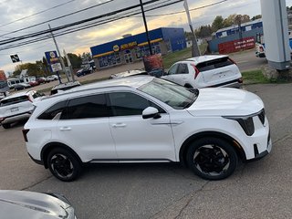 Kia Sorento Plug-In Hybrid LX | PHEV | Cam | USB | HtdSeat | Warranty to 2031 2026 à Amherst, Nouvelle-Écosse - 4 - w320h240px