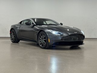 Aston Martin DB11 Coupe 2017