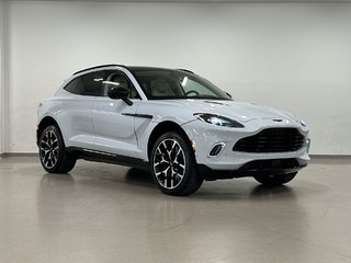 Aston Martin DBX  2022