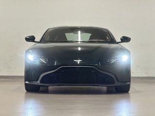2020 Aston Martin Vantage (2)